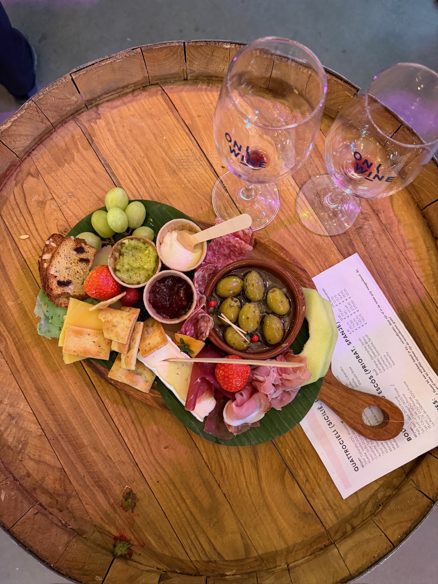 Volle festivalsfeer op Not Your Average Winefestival in Utrecht